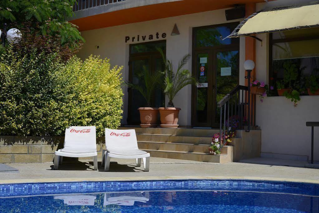 Royal Beach Golden Sands Exterior foto